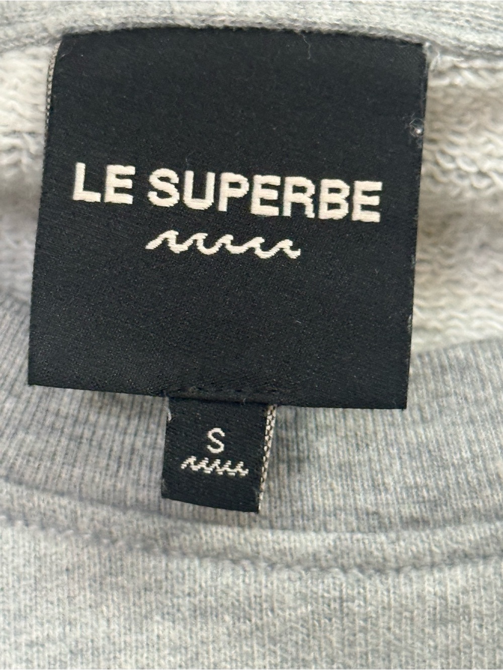 Le Superbe NWT Women's Gray Crystal Tiger shirt - Picture 7 of 8